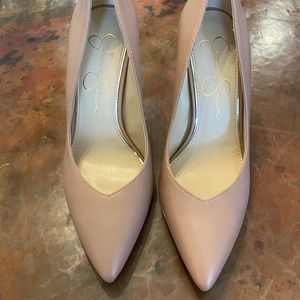 Jessica Simpson Nude Pumps